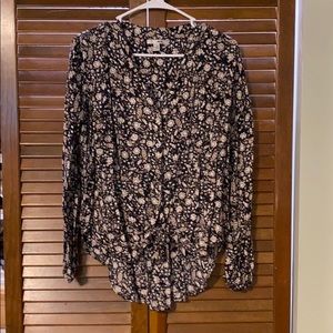 Long sleeve front tie blouse